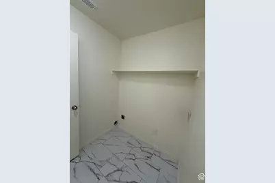 677 N 220 E, Salem, UT 84653 - Photo 17