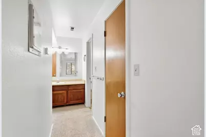 425 S 1000 E #304C, Salt Lake City, UT 84102 - Photo 17