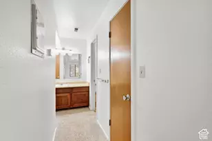 425 S 1000 E, Salt Lake City, UT 84102 - Photo 17