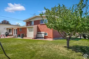 698 N Parkway Ave, Tooele, UT 84074 - Photo 31