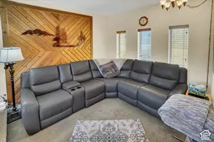 698 N Parkway Ave, Tooele, UT 84074 - Photo 13