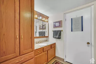 698 N Parkway Ave, Tooele, UT 84074 - Photo 19