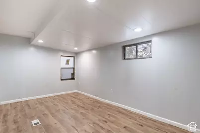 8400 S 4000 W #196, West Jordan, UT 84088 - Photo 27