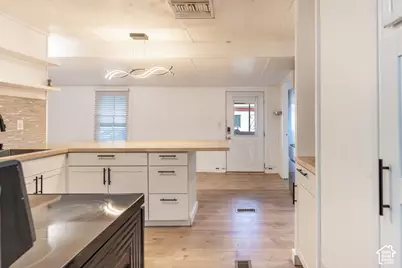 8400 S 4000 W #196, West Jordan, UT 84088 - Photo 23