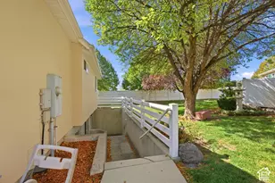 11828 S Cottage Side Way, Draper, UT 84020 - Photo 41