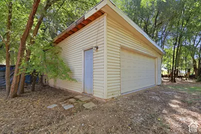 621 7th St, Ogden, UT 84404 - Photo 27