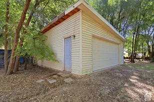 621 7th St, Ogden, UT 84404 - Photo 27