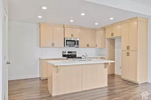 6818 W Heart Rock Ln S, Herriman, UT 84096 - Photo 7