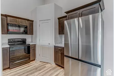 97 S 300 W, Santaquin, UT 84655 - Photo 5