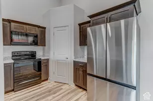 97 S 300 W, Santaquin, UT 84655 - Photo 5