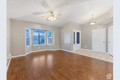 8354 S Oak Gate Dr W, West Jordan, UT 84081 - Photo 7