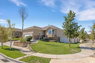 8354 S Oak Gate Dr W, West Jordan, UT 84081 - Photo 1