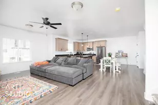 4219 W Kodachrome Ln, Riverton, UT 84096 - Photo 9