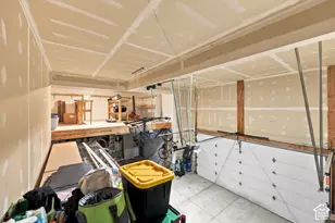 9036 S Coppering Ave W, West Jordan, UT 84081 - Photo 41