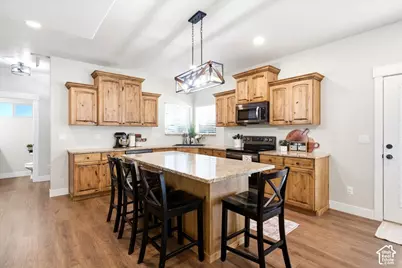 3034 S Edgewater Ln., Syracuse, UT 84075 - Photo 9