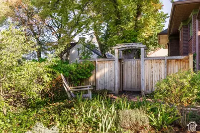 1205 E Yale Ave S, Salt Lake City, UT 84105 - Photo 31