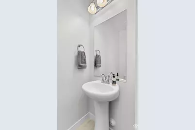 6233 W South Jordan Pkwy, South Jordan, UT 84009 - Photo 11