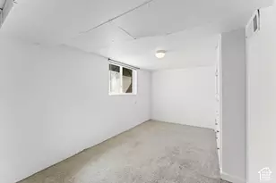 146 W 200 N, Springville, UT 84663 - Photo 23