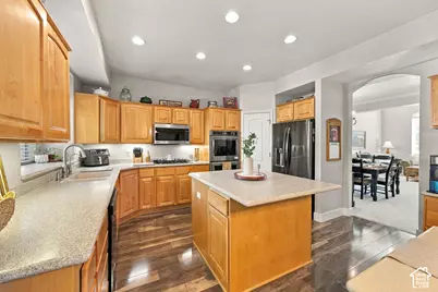5058 S 1045 E, Murray, UT 84117 - Photo 15