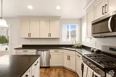 4267 W Paladin Way, Herriman, UT 84096 - Photo 9