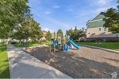 1058 E Garden Bend Pl S, Sandy, UT 84094 - Photo 23