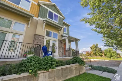 1058 E Garden Bend Pl S, Sandy, UT 84094 - Photo 19
