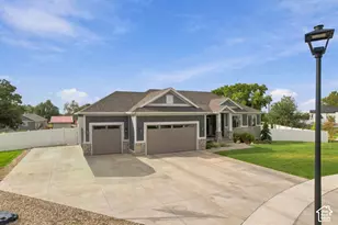1007 N 1275 W, Farr West, UT 84404 - Photo 7