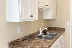 2389 S Keys St W, West Valley, UT 84119 - Photo 5