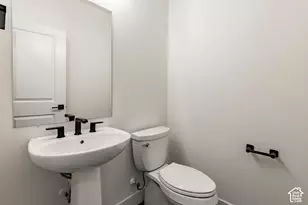 6055 N Fairview Dr, Heber City, UT 84032 - Photo 11