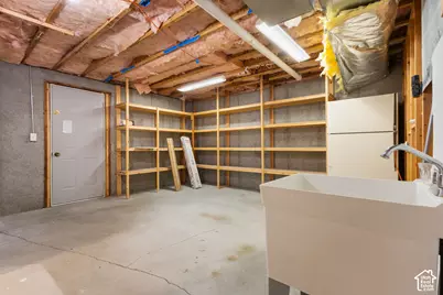 10242 N Redwood Dr, Cedar Hills, UT 84062 - Photo 17