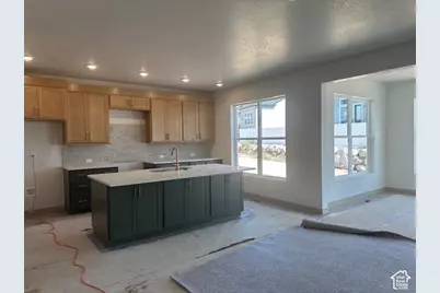1240 E Amaryllis Way, Layton, UT 84040 - Photo 9