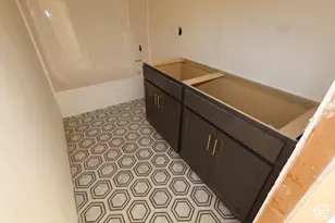 1240 E Amaryllis Wy, Layton, UT 84040 - Photo 19