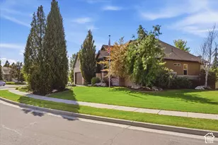 145 N Vista Dr, Kaysville, UT 84037 - Photo 5