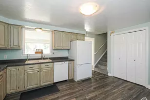 2653 W Hall Circle, Salt Lake City, UT 84119 - Photo 17