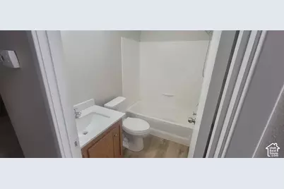 4610 S Aspen Ln, Taylorsville, UT 84123 - Photo 5