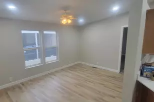 4610 S Aspen Ln, Taylorsville, UT 84123 - Photo 9