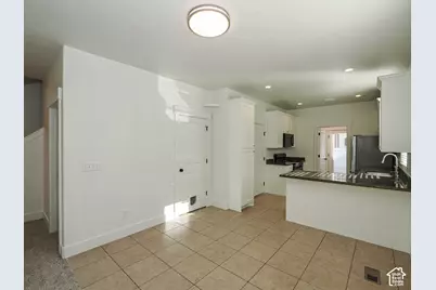 10326 S Millerton Dr W, South Jordan, UT 84009 - Photo 11
