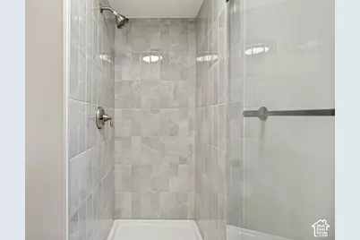 438 S 450 W, Layton, UT 84041 - Photo 11