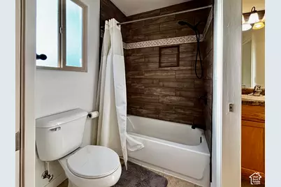 300 E 300 N #I6, Kanab, UT 84741 - Photo 17