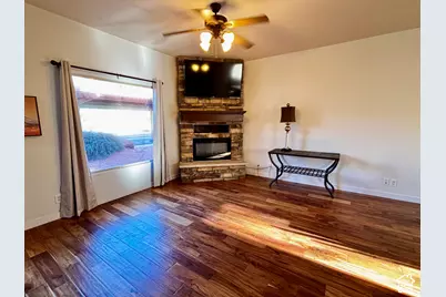 300 E 300 N #I6, Kanab, UT 84741 - Photo 3