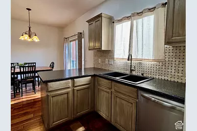 300 E 300 N #I6, Kanab, UT 84741 - Photo 9