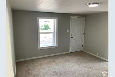 75 E 400 S, Richfield, UT 84701 - Photo 9