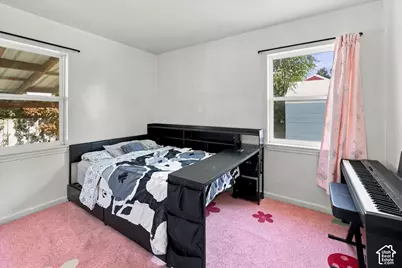 190 Ross Dr, Clearfield, UT 84015 - Photo 15