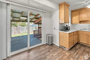 190 Ross Dr, Clearfield, UT 84015 - Photo 7