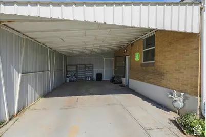 190 Ross Dr, Clearfield, UT 84015 - Photo 29