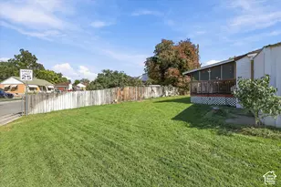 190 Ross Dr, Clearfield, UT 84015 - Photo 31