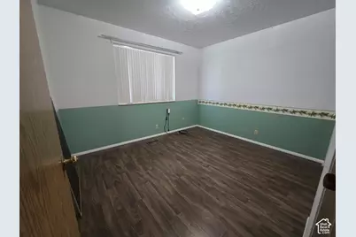 4025 W Hazy Cir, Taylorsville, UT 84129 - Photo 17