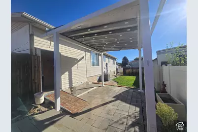 4025 W Hazy Cir, Taylorsville, UT 84129 - Photo 9