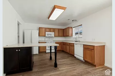 972 N 210 W, Tooele, UT 84074 - Photo 9