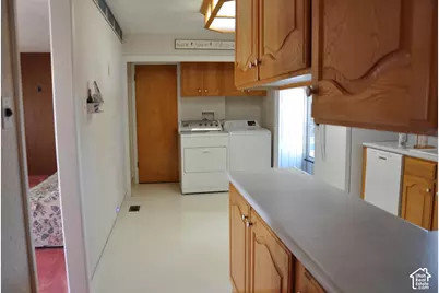 441 E Mary Rose Dr S, Murray, UT 84107 - Photo 29